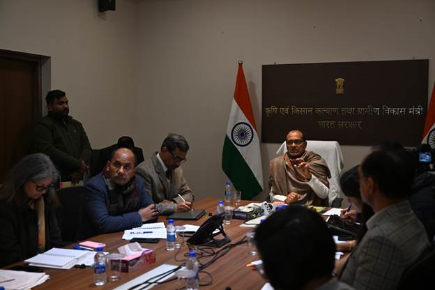 Union Minister Shri Shivraj Singh Chouhan held a meeting with Rural Development Ministers of all StatesUTs on schemes of the Ministry Indiawirenow.com