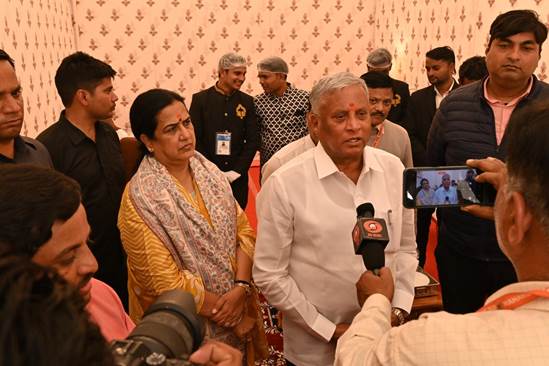 Union Minister of State for Railways, Shri V. Somanna, reviews the Maha Kumbh arrangements and preparations, marking a historic event for both the nation and the railways Indiawirenow.com